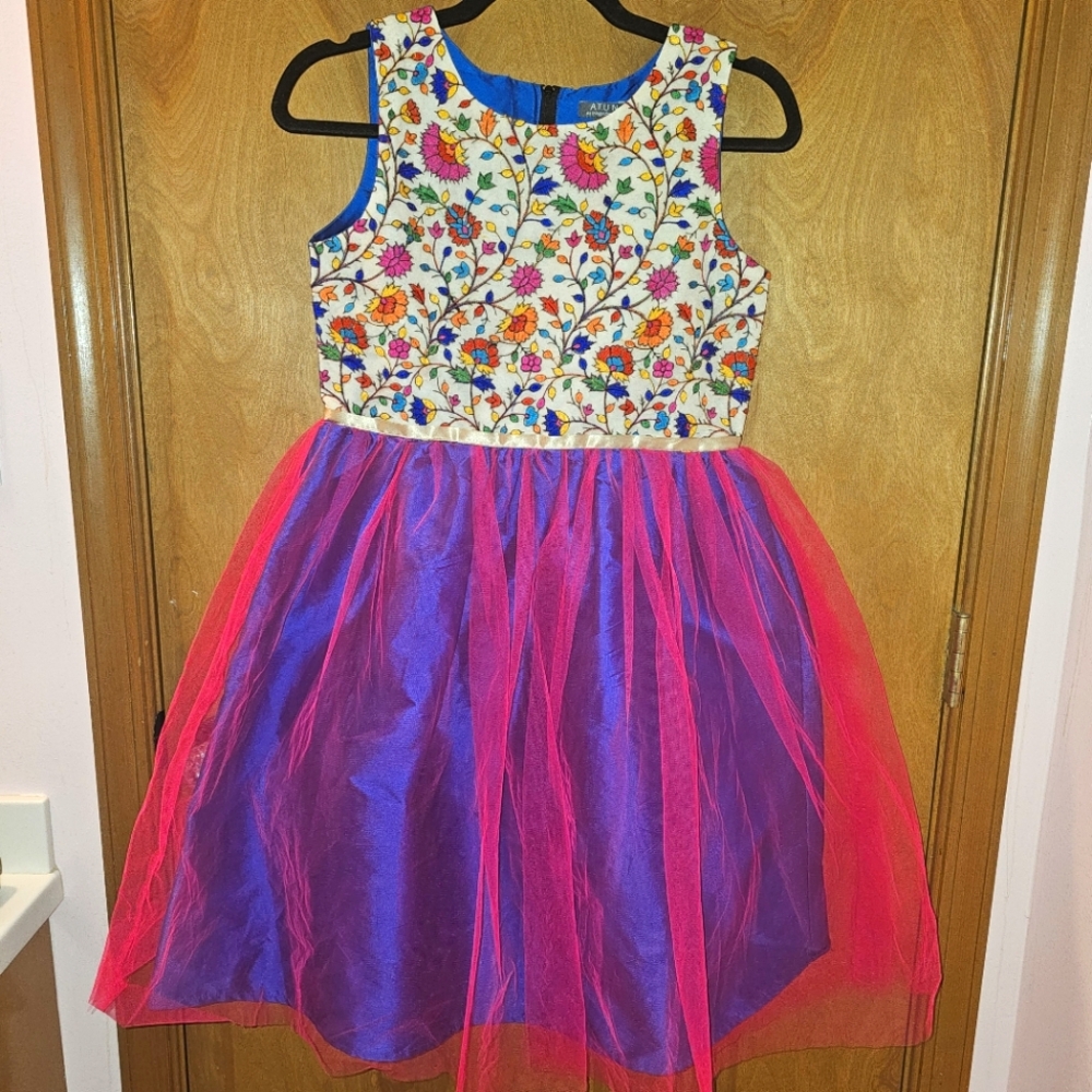 ALL THINGS UBER NICE Floral Embroidered Dress 12-13 Girls